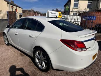 VAUXHALL INSIGNIA 1.8 16V SRi Nav Hatchback 5dr Petrol Manual Euro 5 (140 ps)