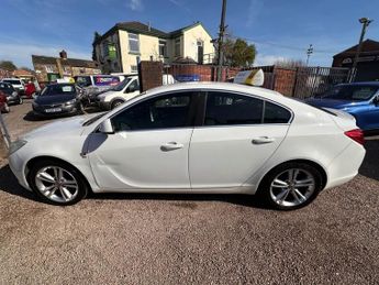 VAUXHALL INSIGNIA 1.8 16V SRi Nav Hatchback 5dr Petrol Manual Euro 5 (140 ps)