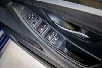 BMW 5 SERIES 2.0 520d Luxury Touring 5dr Diesel Auto Euro 6 (s/s) (190 ps)