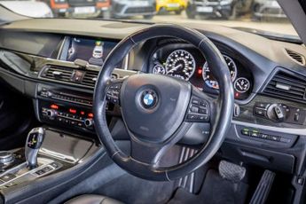BMW 5 SERIES 2.0 520d Luxury Touring 5dr Diesel Auto Euro 6 (s/s) (190 ps)