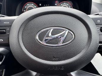 HYUNDAI BAYON 1.0 T-GDi MHEV Premium SUV 5dr Petrol Hybrid Manual Euro 6 (s/s)