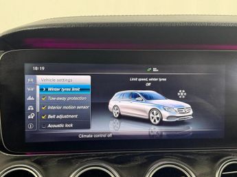 MERCEDES-BENZ E-CLASS 2.0 E220d AMG Line (Premium) Estate 5dr Diesel G-Tronic+ Euro 6 