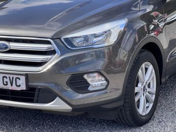 FORD KUGA 1.5 TDCi Zetec [Nav] 5dr - AUTO!