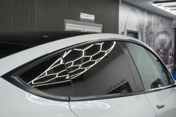 TESLA MODEL Y SUV 5dr Electric Auto RWD (346 ps)