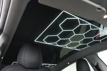 TESLA MODEL Y SUV 5dr Electric Auto RWD (346 ps)