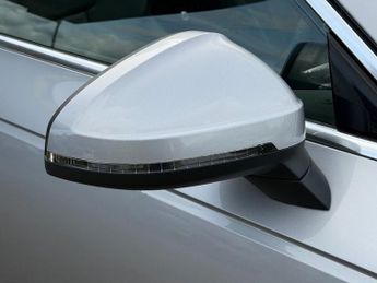 AUDI A4 ALLROAD 2.0 TDI Sport Estate 5dr Diesel S Tronic quattro Euro 6 (s/s) (1