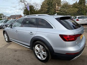 AUDI A4 ALLROAD 2.0 TDI Sport Estate 5dr Diesel S Tronic quattro Euro 6 (s/s) (1