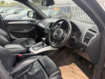 AUDI Q5 2.0 TDI S line Plus SUV 5dr Diesel S Tronic quattro Euro 6 (s/s)