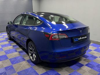 TESLA Model 3 Standard Range Plus Saloon 4dr Electric Auto RWD (241 bhp)