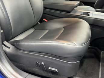 TESLA Model 3 Standard Range Plus Saloon 4dr Electric Auto RWD (241 bhp)