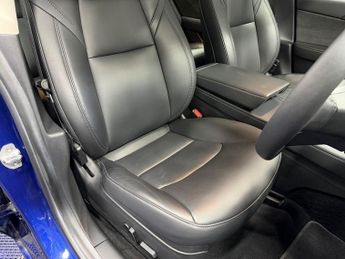 TESLA Model 3 Standard Range Plus Saloon 4dr Electric Auto RWD (241 bhp)