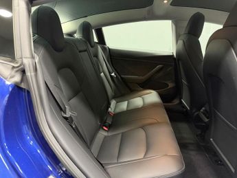 TESLA Model 3 Standard Range Plus Saloon 4dr Electric Auto RWD (241 bhp)
