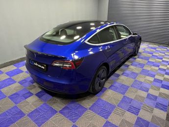 TESLA Model 3 Standard Range Plus Saloon 4dr Electric Auto RWD (241 bhp)