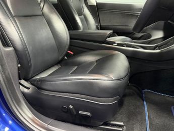 TESLA Model 3 Standard Range Plus Saloon 4dr Electric Auto RWD (241 bhp)