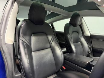 TESLA Model 3 Standard Range Plus Saloon 4dr Electric Auto RWD (241 bhp)