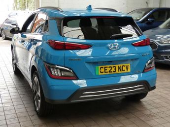 HYUNDAI KONA 64kWh Premium SUV 5dr Electric Auto (10.5kW Charger) (204 ps)