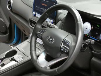 HYUNDAI KONA 64kWh Premium SUV 5dr Electric Auto (10.5kW Charger) (204 ps)