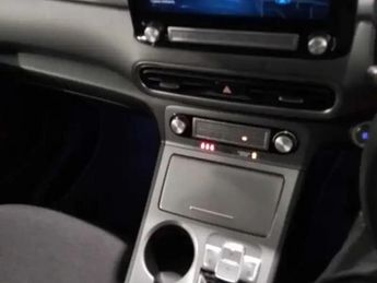 HYUNDAI KONA 64kWh Premium SUV 5dr Electric Auto (10.5kW Charger) (204 ps)
