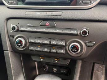KIA SPORTAGE 1.6 CRDi EcoDynamics+ 2 SUV 5dr Diesel Hybrid DCT Euro 6 (s/s) (