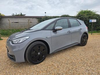 VOLKSWAGEN ID.3 Pro 58kWh Life Hatchback 5dr Electric Auto (145 ps)