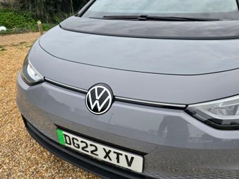 VOLKSWAGEN ID.3 Pro 58kWh Life Hatchback 5dr Electric Auto (145 ps)