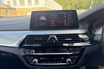 BMW 5 SERIES 2.0 520i GPF M Sport Saloon 4dr Petrol Auto Euro 6 (s/s) (184 ps