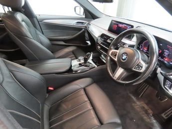 BMW 5 SERIES 2.0 520i GPF M Sport Saloon 4dr Petrol Auto Euro 6 (s/s) (184 ps
