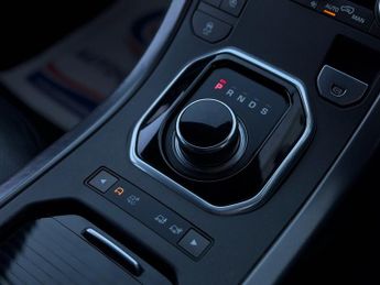 LAND ROVER RANGE ROVER EVOQUE 2.0 TD4 Landmark SUV 5dr Diesel Auto 4WD Euro 6 (s/s) (180 ps)