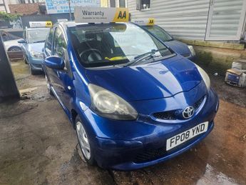 TOYOTA AYGO 1.0 VVT-i Blue Hatchback 5dr Petrol Manual Euro 4 (67 bhp)