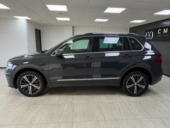 VOLKSWAGEN TIGUAN 2.0 TDI SE Navigation SUV 5dr Diesel DSG Euro 6 (s/s) (150 ps)
