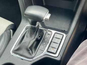 KIA SPORTAGE 1.6 T-GDi GT-Line SUV 5dr Petrol DCT AWD Euro 6 (174 bhp)