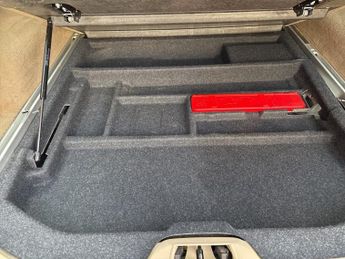 VOLVO V70 2.0 D3 SE Estate 5dr Diesel Geartronic Euro 5 (s/s) (163 ps)