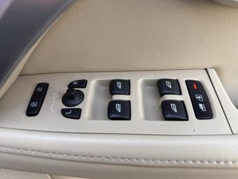 VOLVO V70 2.0 D3 SE Estate 5dr Diesel Geartronic Euro 5 (s/s) (163 ps)