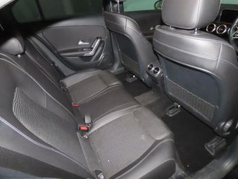 MERCEDES-BENZ A-CLASS 1.5 A180d Sport (Executive) Hatchback 5dr Diesel 7G-DCT Euro 6 (