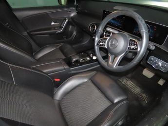 MERCEDES-BENZ A-CLASS 1.5 A180d Sport (Executive) Hatchback 5dr Diesel 7G-DCT Euro 6 (