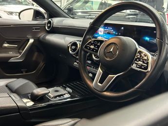 MERCEDES-BENZ A-CLASS 1.5 A180d Sport (Executive) Hatchback 5dr Diesel 7G-DCT Euro 6 (