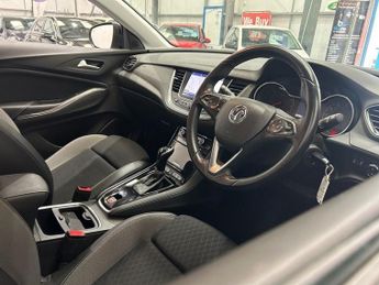 VAUXHALL GRANDLAND X 1.2 Turbo GPF Sport Nav SUV 5dr Petrol Auto Euro 6 (s/s) (130 ps