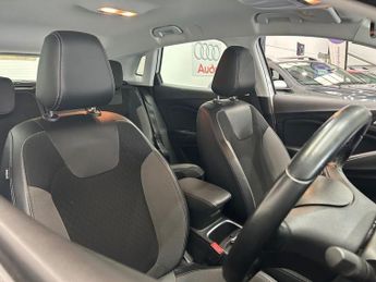 VAUXHALL GRANDLAND X 1.2 Turbo GPF Sport Nav SUV 5dr Petrol Auto Euro 6 (s/s) (130 ps