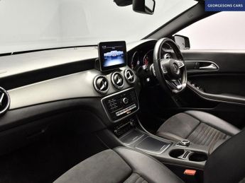 MERCEDES-BENZ CLA 2.1 CLA220d AMG Line Night Edition Coupe 4dr Diesel 7G-DCT Euro 