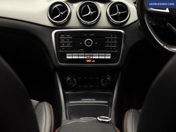 MERCEDES-BENZ CLA 2.1 CLA220d AMG Line Night Edition Coupe 4dr Diesel 7G-DCT Euro 