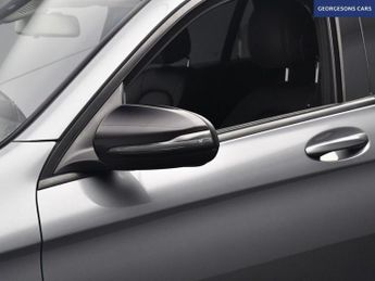 MERCEDES-BENZ GLC 2.1 GLC220d Urban Edition SUV 5dr Diesel G-Tronic+ 4MATIC Euro 6