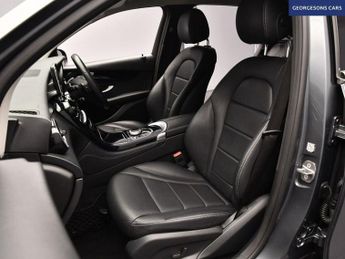 MERCEDES-BENZ GLC 2.1 GLC220d Urban Edition SUV 5dr Diesel G-Tronic+ 4MATIC Euro 6