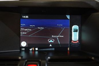 VOLVO XC60 Volvo XC60 2.4 D4 R-Design Nav SUV 5dr Diesel Auto AWD Euro 6 (s
