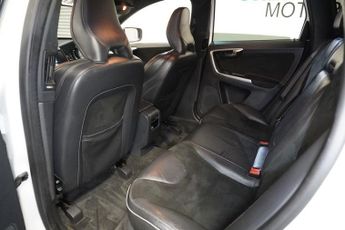 VOLVO XC60 Volvo XC60 2.4 D4 R-Design Nav SUV 5dr Diesel Auto AWD Euro 6 (s