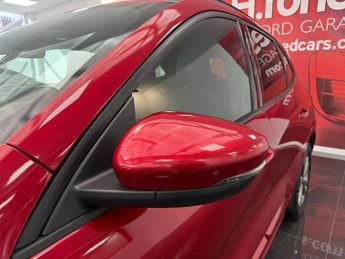 FORD KUGA 2.5 EcoBoost Duratec 14.4kWh ST-Line First Edition SUV 5dr Petro