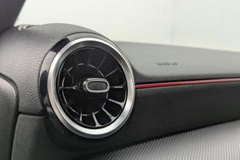 MERCEDES-BENZ A-CLASS 1.3 A200 AMG Line Hatchback 5dr Petrol 7G-DCT Euro 6 (s/s) (163 