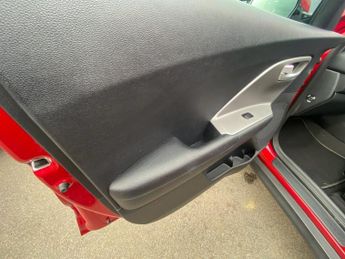 KIA NIRO 64kWh 2 SUV 5dr Electric Auto (201 bhp)