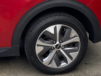 KIA NIRO 64kWh 2 SUV 5dr Electric Auto (201 bhp)