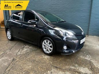 Toyota Yaris 1.5 VVT-h Icon Plus Hatchback 5dr Petrol Hybrid CVT Euro 5 (101 