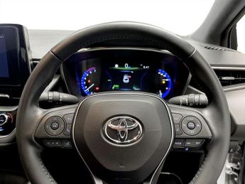 TOYOTA COROLLA 1.8 VVT-h GPF Icon Tech Hatchback 5dr Petrol Hybrid CVT Euro 6 (